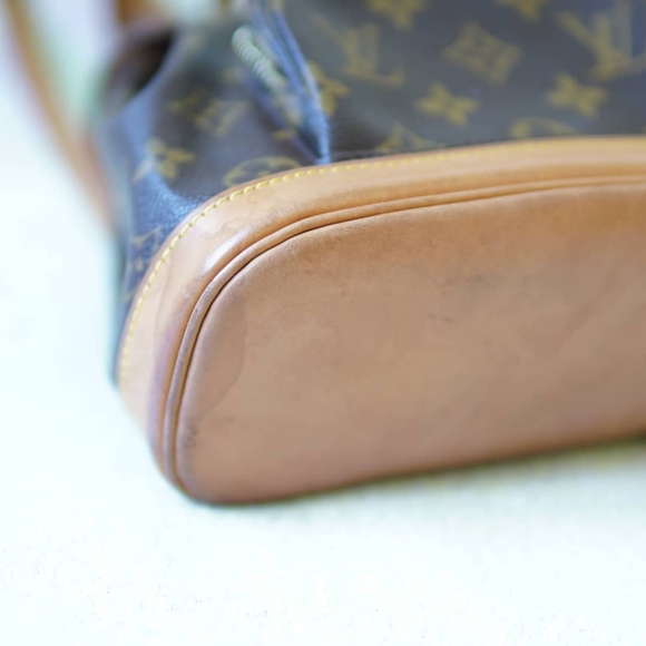 SOLD Louis Vuitton Monogram Mini Montsouris - Picture 2 of 12